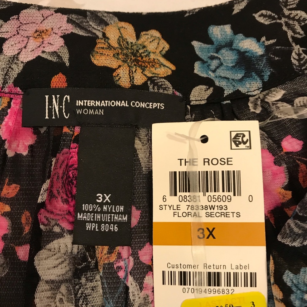 Inc international concepts beautiful blouse - Picture 2 of 4